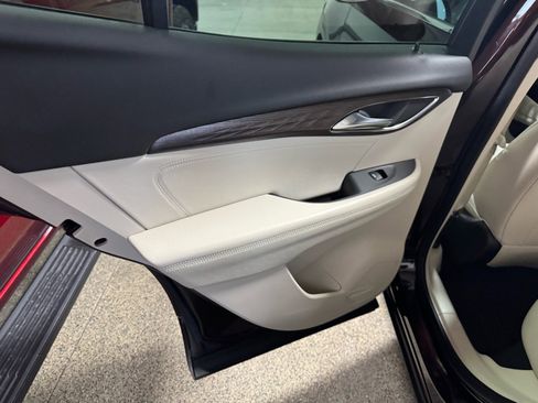 Certified 2023 Buick Envision Avenir image 10