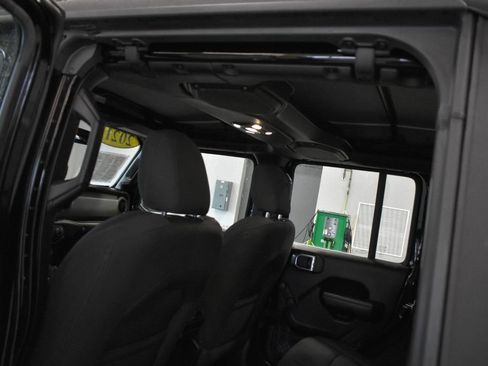 Used 2021 Jeep Wrangler Unlimited Sport image 25