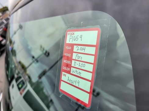 Used 2014 Ford E-350 and Econoline 350 Super Duty image 19