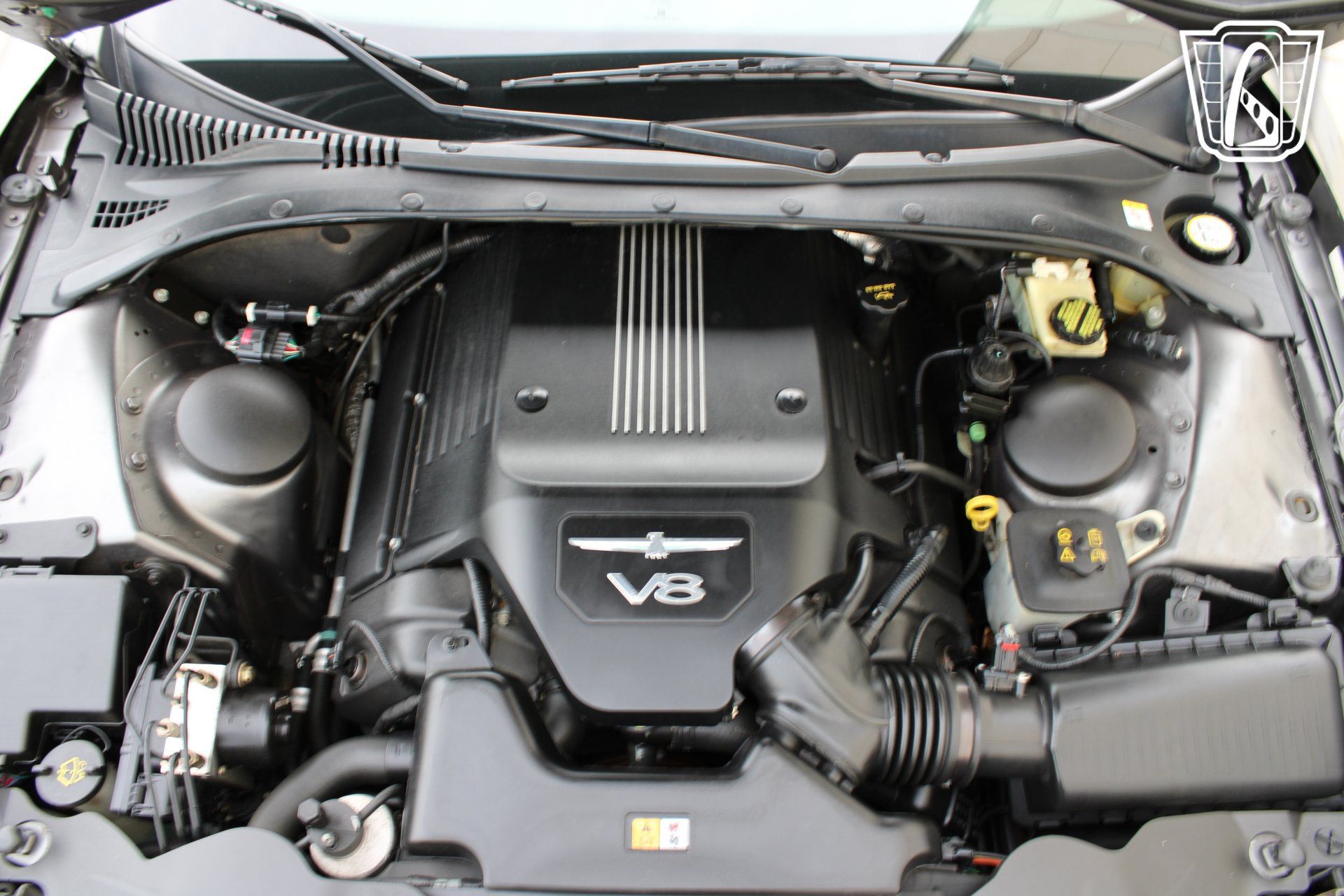 Used 2003 Ford Thunderbird RWD image 5