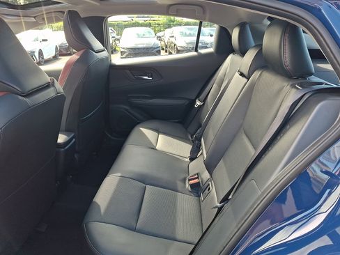 Used 2024 Toyota Prius Prime FWD image 10