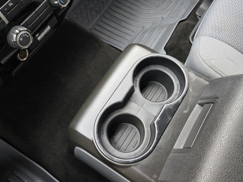 Used 2012 Ford F150 XLT w/ XLT Chrome Pkg image 14