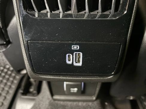 New 2026 Jeep Compass Latitude w/ Sun and Sound Group AWD/4WD image 36