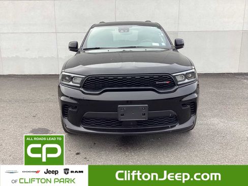 Certified 2024 Dodge Durango GT image 2