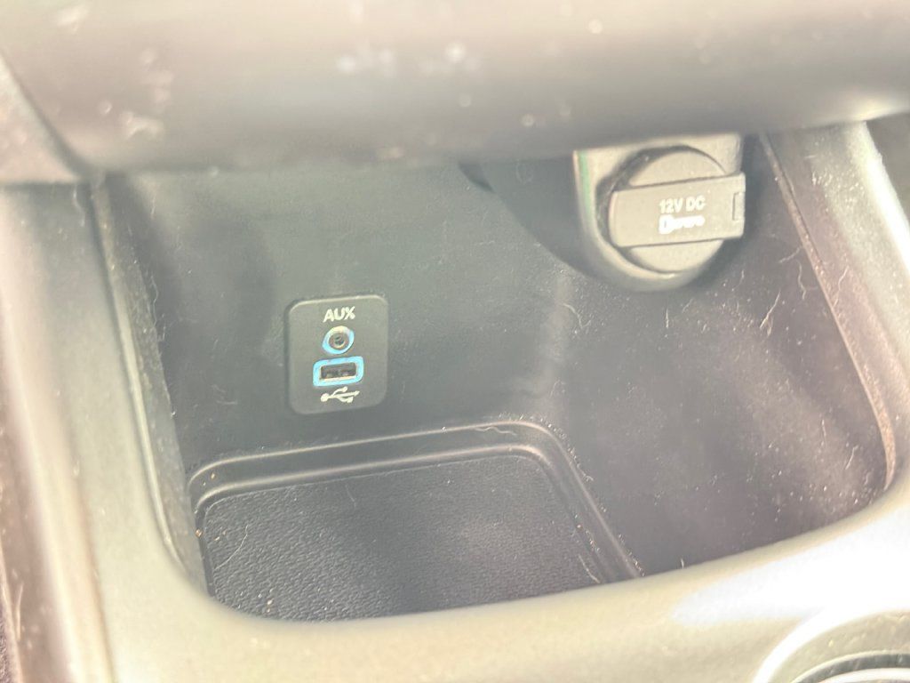 Used 2018 Dodge Journey SE w/ Connectivity Group FWD image 29
