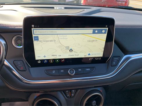 Used 2023 Chevrolet Blazer Premier w/ Enhanced Convenience Package image 17