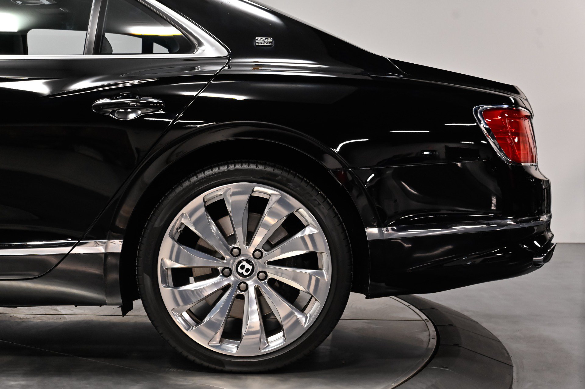 Used 2020 Bentley Flying Spur W12 AWD/4WD image 33