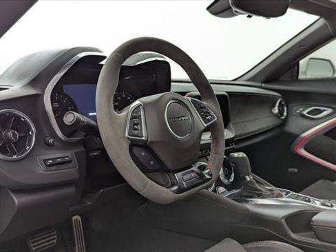 Used 2022 Chevrolet Camaro ZL1 RWD image 22