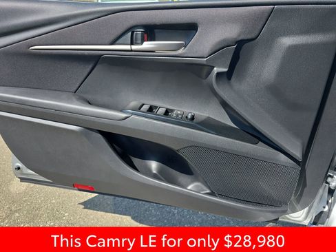 Used 2025 Toyota Camry LE w/ Convenience Package image 33