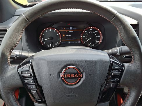 Used 2024 Nissan Frontier PRO-4X w/ Technology Package AWD/4WD image 20