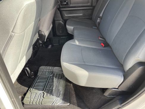 Used 2016 RAM 3500 Tradesman w/ Chrome Appearance Group image 23