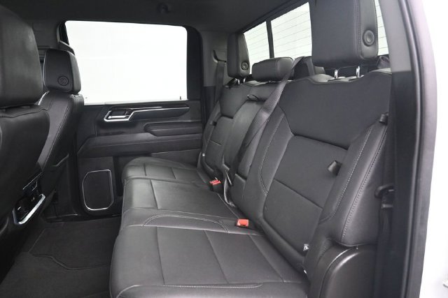 Used 2025 GMC Sierra 2500 SLT w/ SLT Convenience Package AWD/4WD image 26