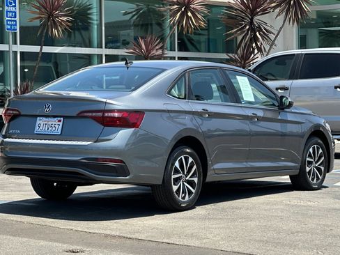 Used 2023 Volkswagen Jetta S FWD image 4
