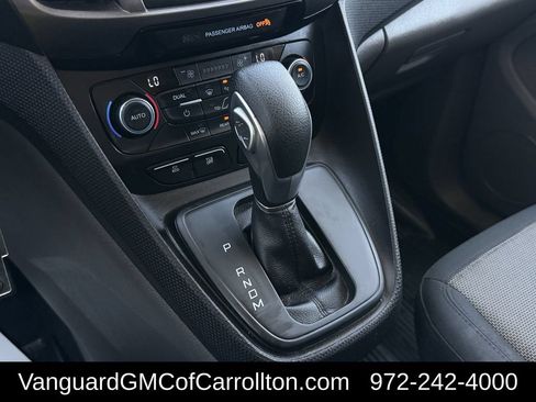 Used 2020 Ford Transit Connect XL FWD image 19