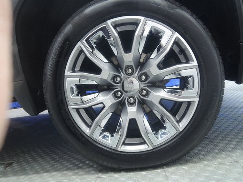 Used 2024 GMC Sierra 1500 Denali w/ Denali Reserve Package image 7