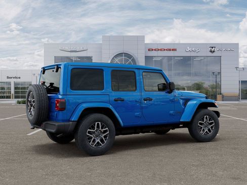 New 2026 Jeep Wrangler Unlimited Sahara AWD/4WD image 32