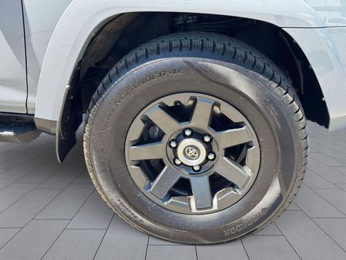 Used 2021 Toyota 4Runner Trail Special Edition AWD/4WD image 8