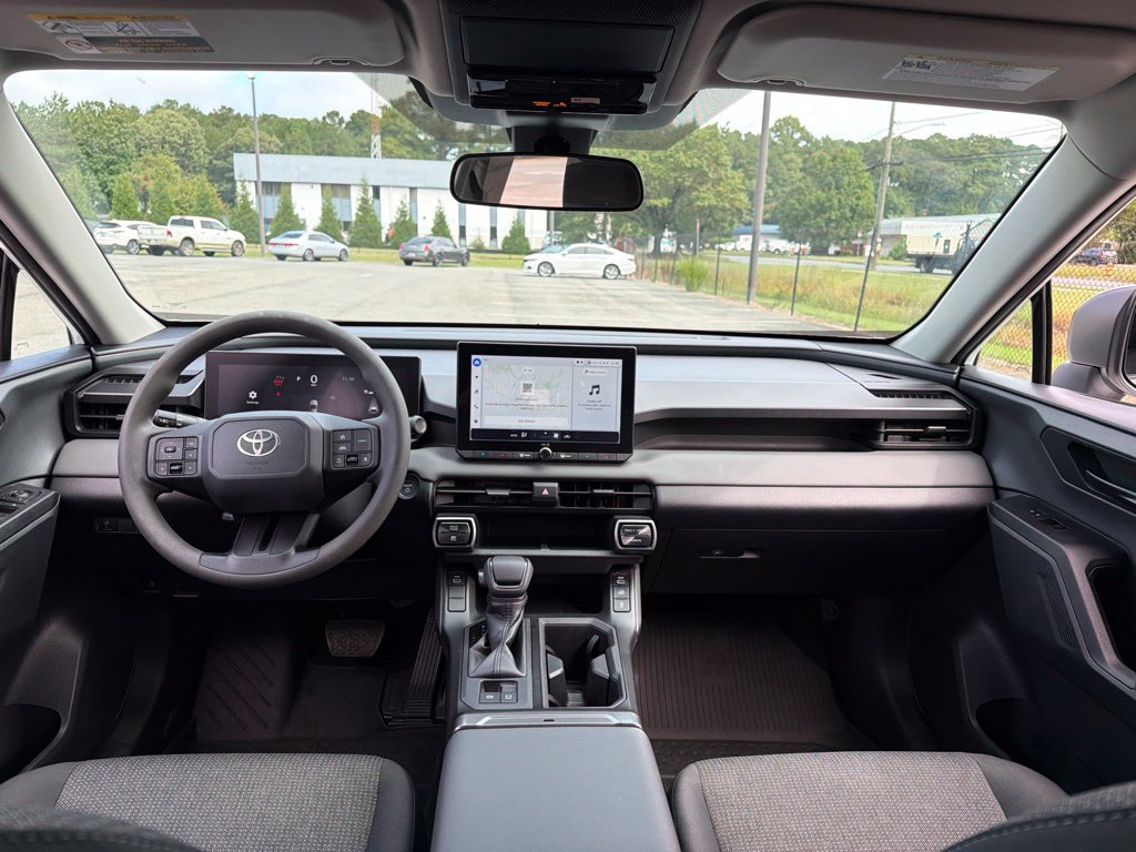 Used 2026 Toyota RAV4 LE AWD/4WD image 8