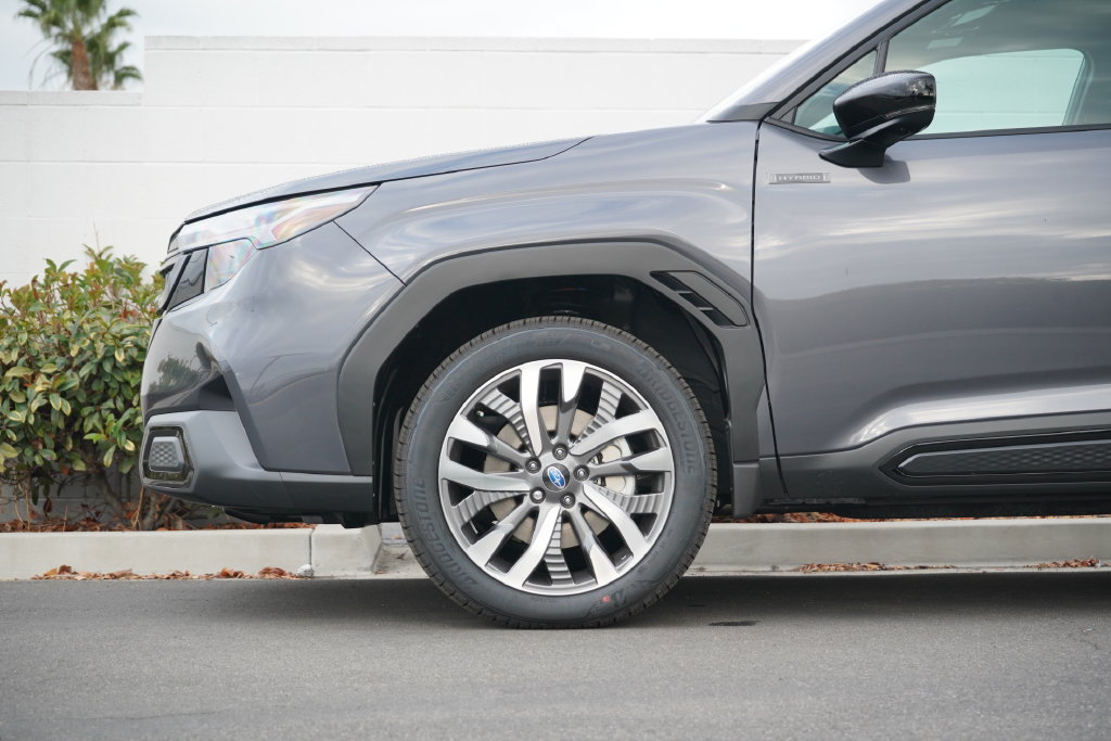 New 2026 Subaru Forester Touring AWD/4WD image 2