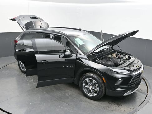 Used 2023 Chevrolet Blazer LT w/ Convenience Package image 36