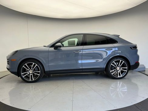 New 2026 Porsche Cayenne Coupe image 2