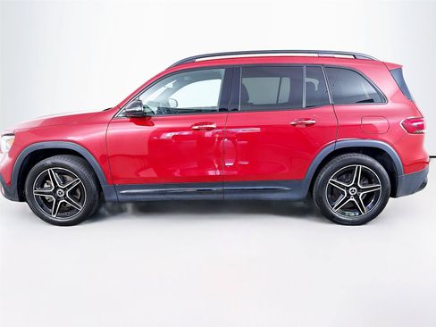 Used 2022 Mercedes-Benz GLB 250 4MATIC image 33