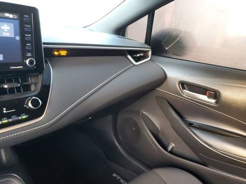 Used 2022 Toyota Corolla SE image 26