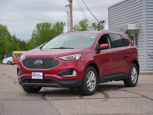 Used 2024 Ford Edge SEL w/ Convenience Package AWD/4WD image 8