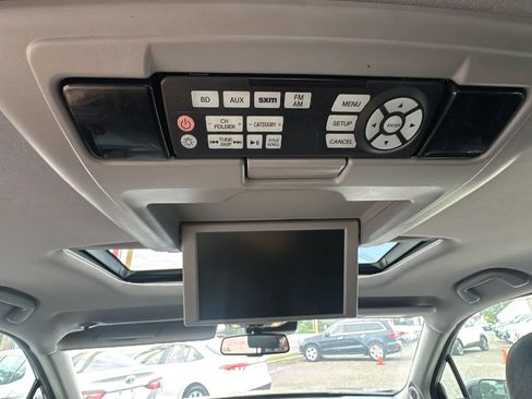 Used 2018 Honda Pilot Elite image 17