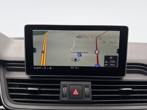 Used 2018 Audi Q5 2.0T Premium Plus w/ Premium Plus Package image 15