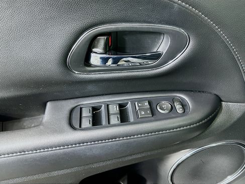 Used 2019 Honda HR-V EX-L image 15