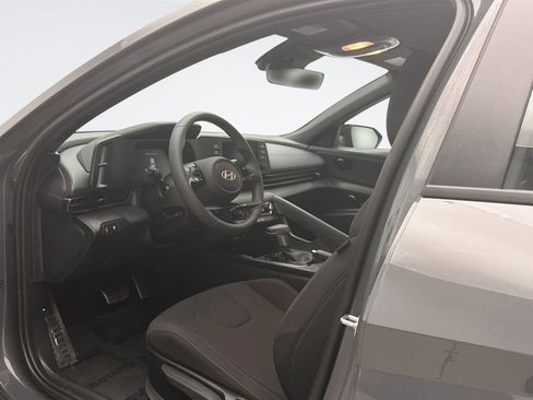 Used 2026 Hyundai Elantra Sport FWD image 10