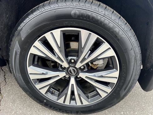 Certified 2023 Nissan Rogue SV w/ SV Premium B Package image 23