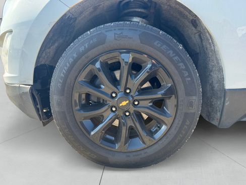 Used 2018 Chevrolet Equinox LT AWD/4WD image 14