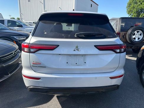 Used 2022 Mitsubishi Outlander SEL Black Edition AWD/4WD image 4