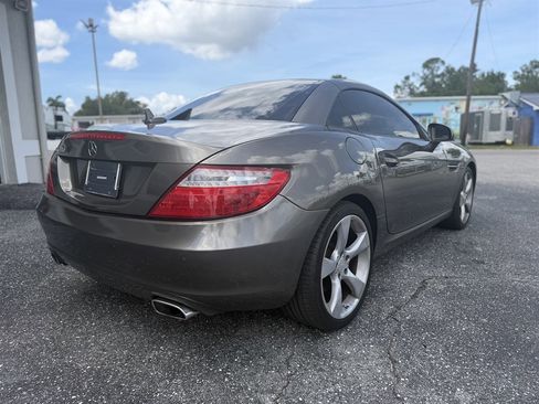 Used 2012 Mercedes-Benz SLK 350 image 5