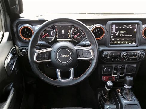 Used 2022 Jeep Gladiator Mojave w/ Trailer Tow Package image 5