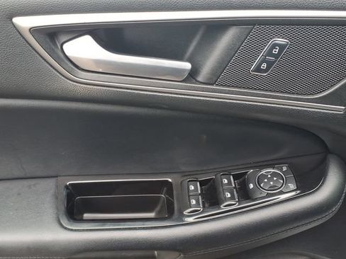 Used 2016 Ford Edge SEL w/ Equipment Group 201A AWD/4WD image 25