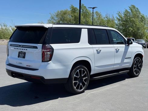 Used 2021 Chevrolet Suburban RST w/ Luxury Package AWD/4WD image 10