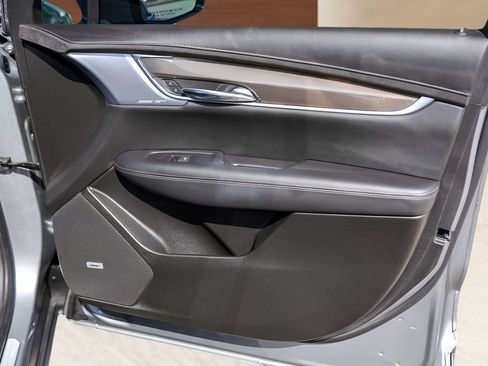 Certified 2024 Cadillac XT6 Sport w/ Platinum Package AWD/4WD image 30