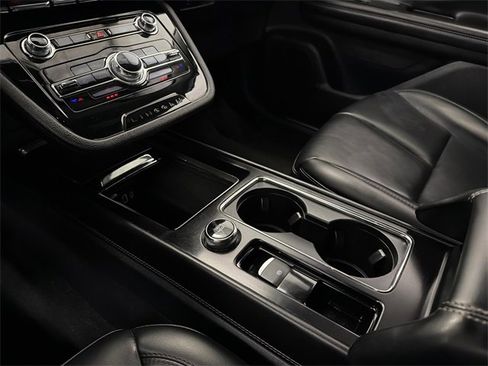 Used 2022 Lincoln Corsair FWD image 29