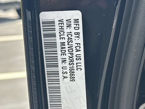 Used 2024 Jeep Wagoneer Series III AWD/4WD image 34