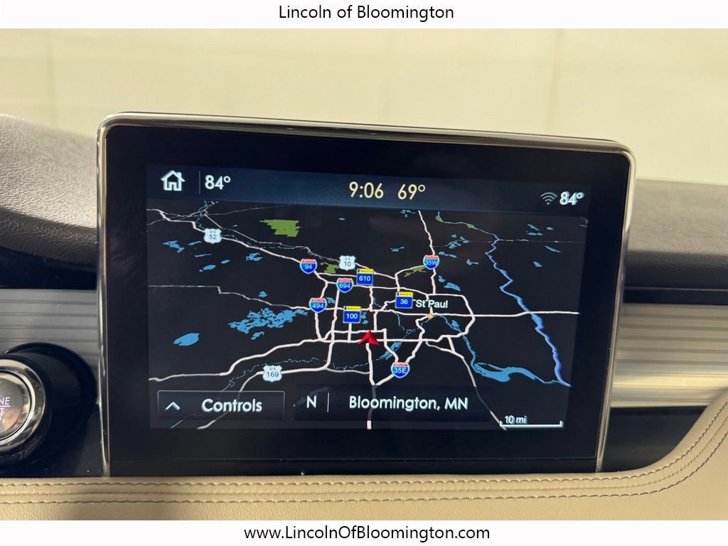 Used 2022 Lincoln Corsair AWD w/ Premium Package image 27