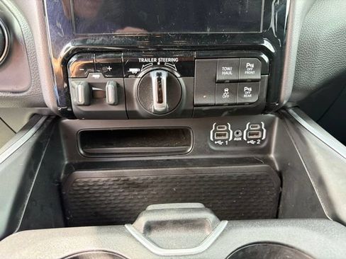 Used 2023 RAM 1500 Big Horn AWD/4WD image 22