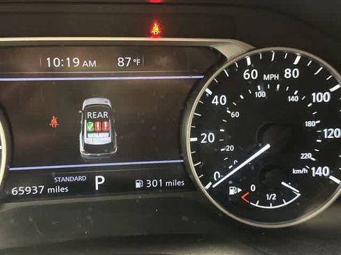 Used 2023 Nissan Rogue S FWD image 16