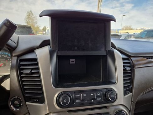 Used 2019 GMC Yukon XL Denali AWD/4WD image 28