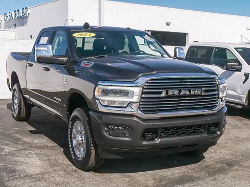 Used 2024 RAM 2500 Laramie w/ Safety Group image 3