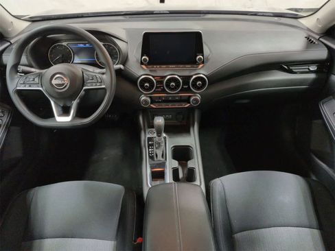 Used 2025 Nissan Sentra SV image 16