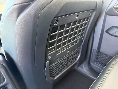 New 2025 Ford Bronco Badlands image 24