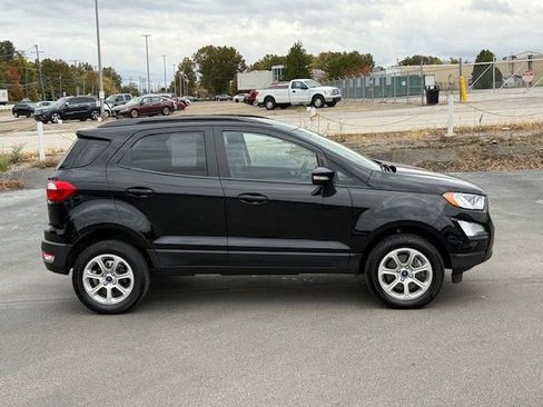 Used 2022 Ford EcoSport SE image 4